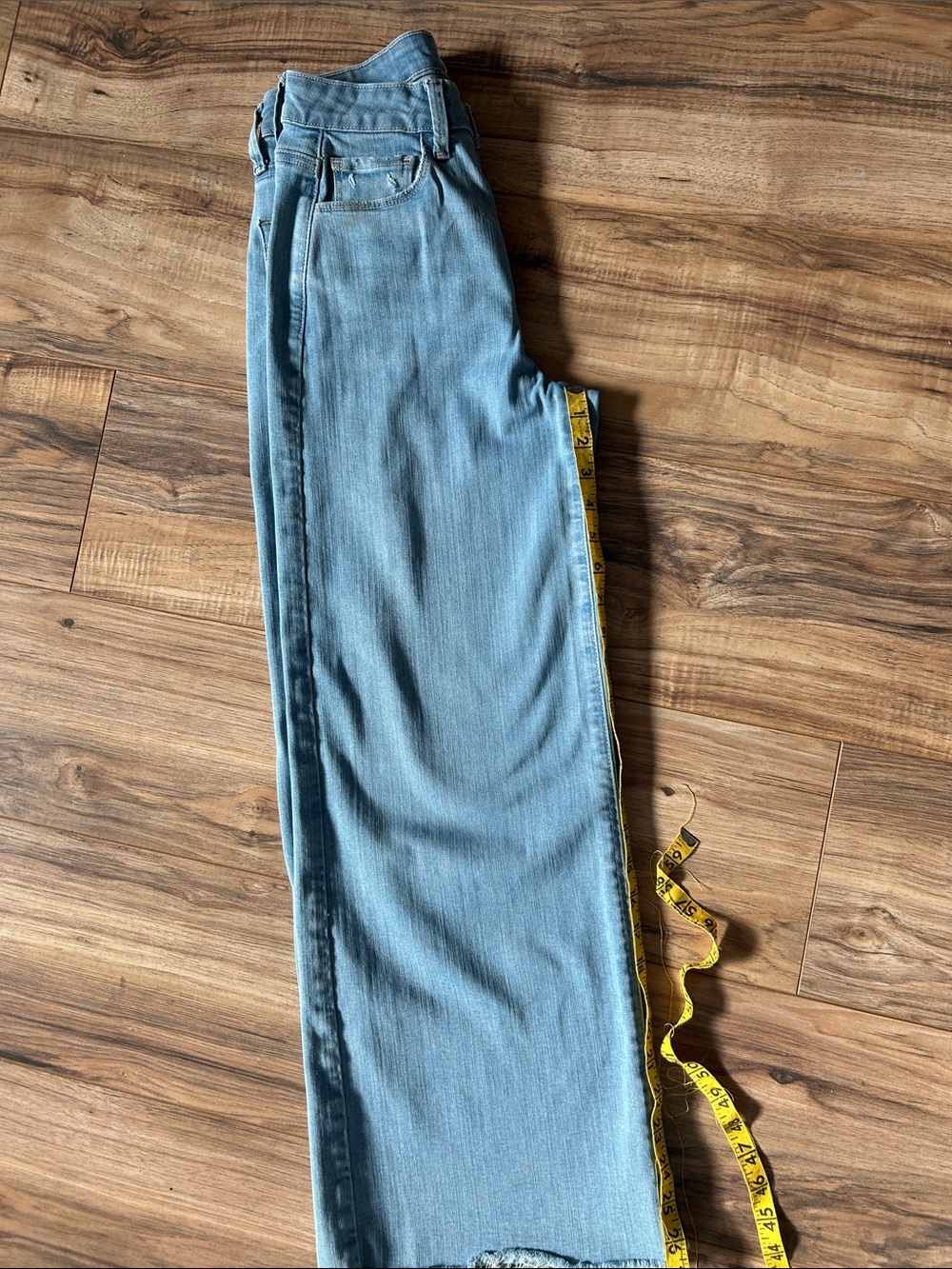 PAIGE Genesee Crop Light Blue Wide-Leg Raw Hem Jeans - Picture 6 of 6